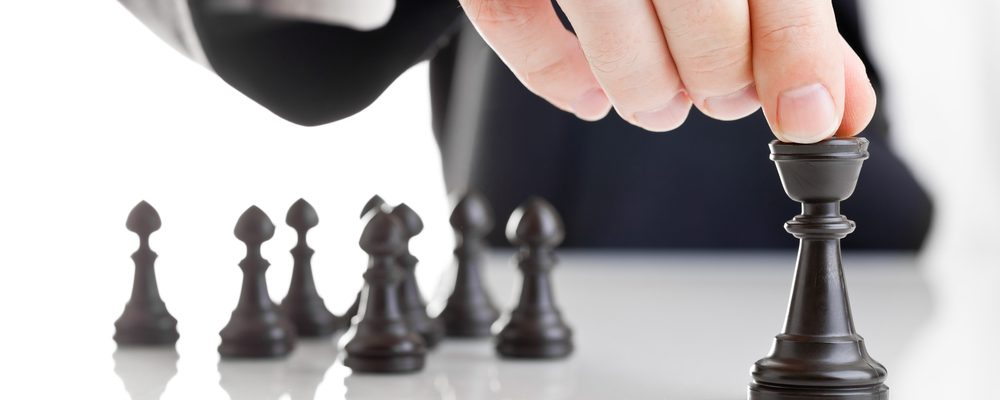 抜きんでた営業マンは、戦略をもって営業活動を行い長期的な取引成立を目指している